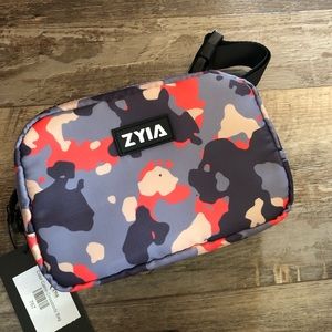 Zyia Crossbody. NWT